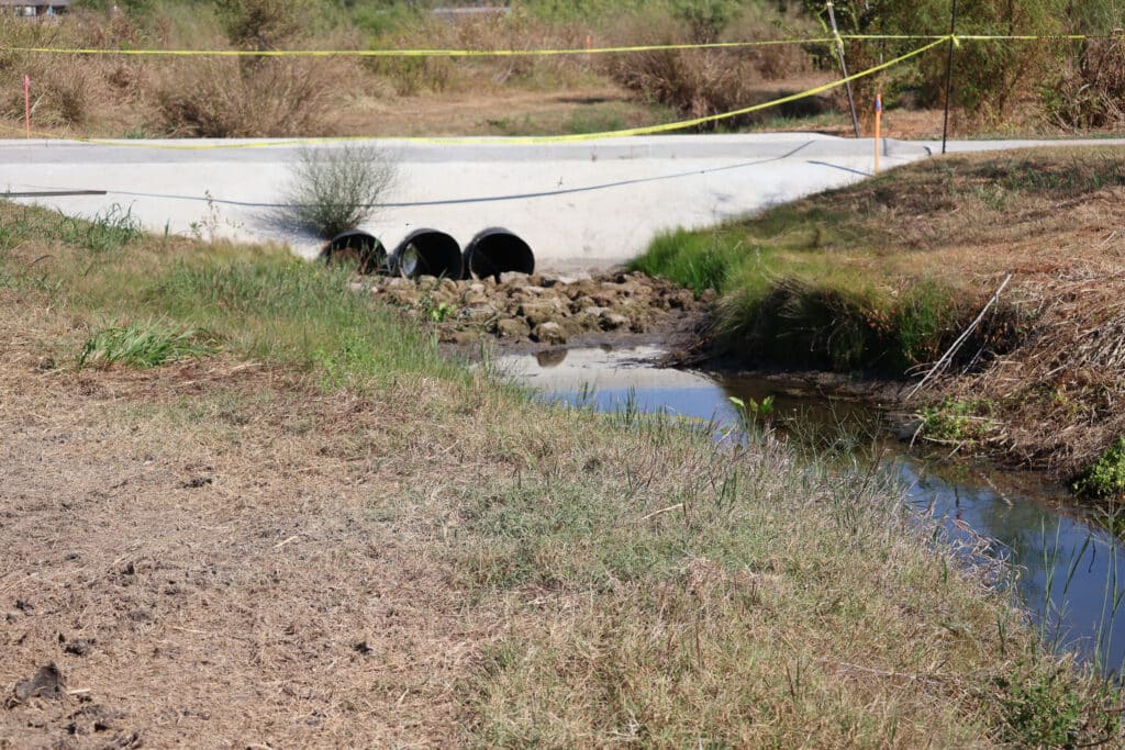 Active construction of GCS for erosion control and hydrologic stabilization in Central Texas stream in Austin, TX.